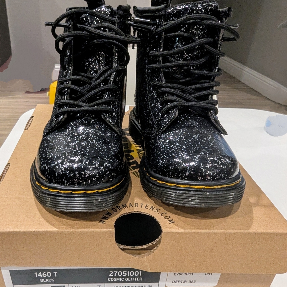 Dr. Martens Kids Black Cosmic Glitter Boots